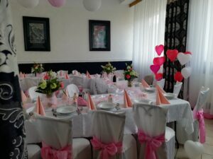 Sala weselna stół młodej pary